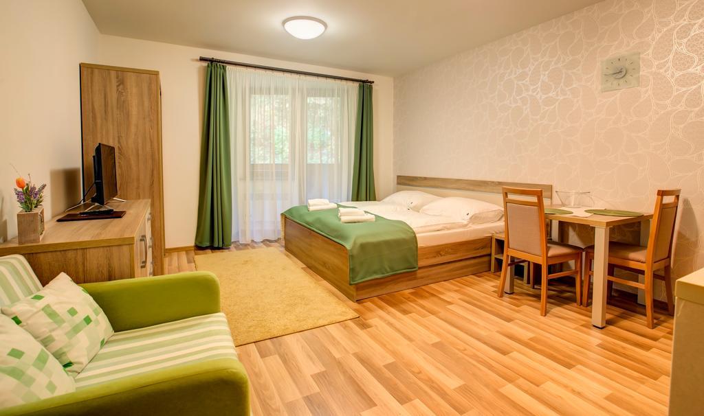 Apartmany Tri Studnicky ديمانوفْشكا دولِنا المظهر الخارجي الصورة