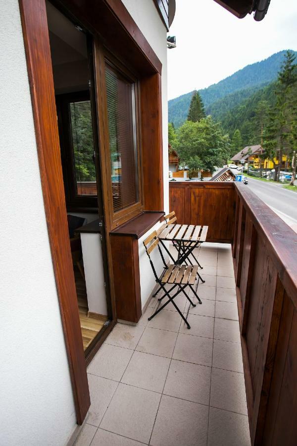Apartmany Tri Studnicky ديمانوفْشكا دولِنا المظهر الخارجي الصورة